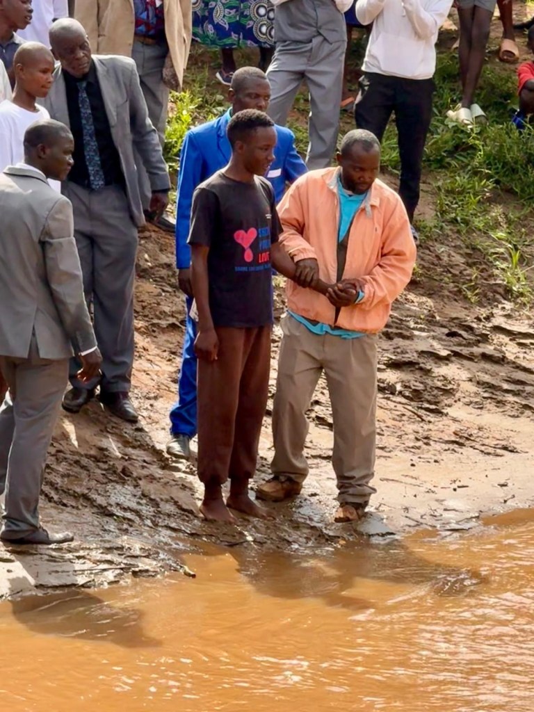 b683b04e-17ab-4e21-a0e4-22fcbfaa690a